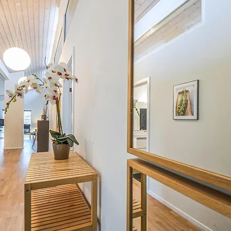 Beautiful Home In Ebeltoft With Sauna * אבלטופט